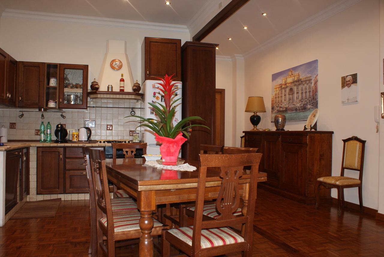 L'Angelo di Borgo Bed and Breakfast Roma Esterno foto